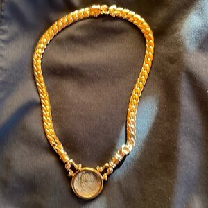 Beautiful coin necklace. Great quality.